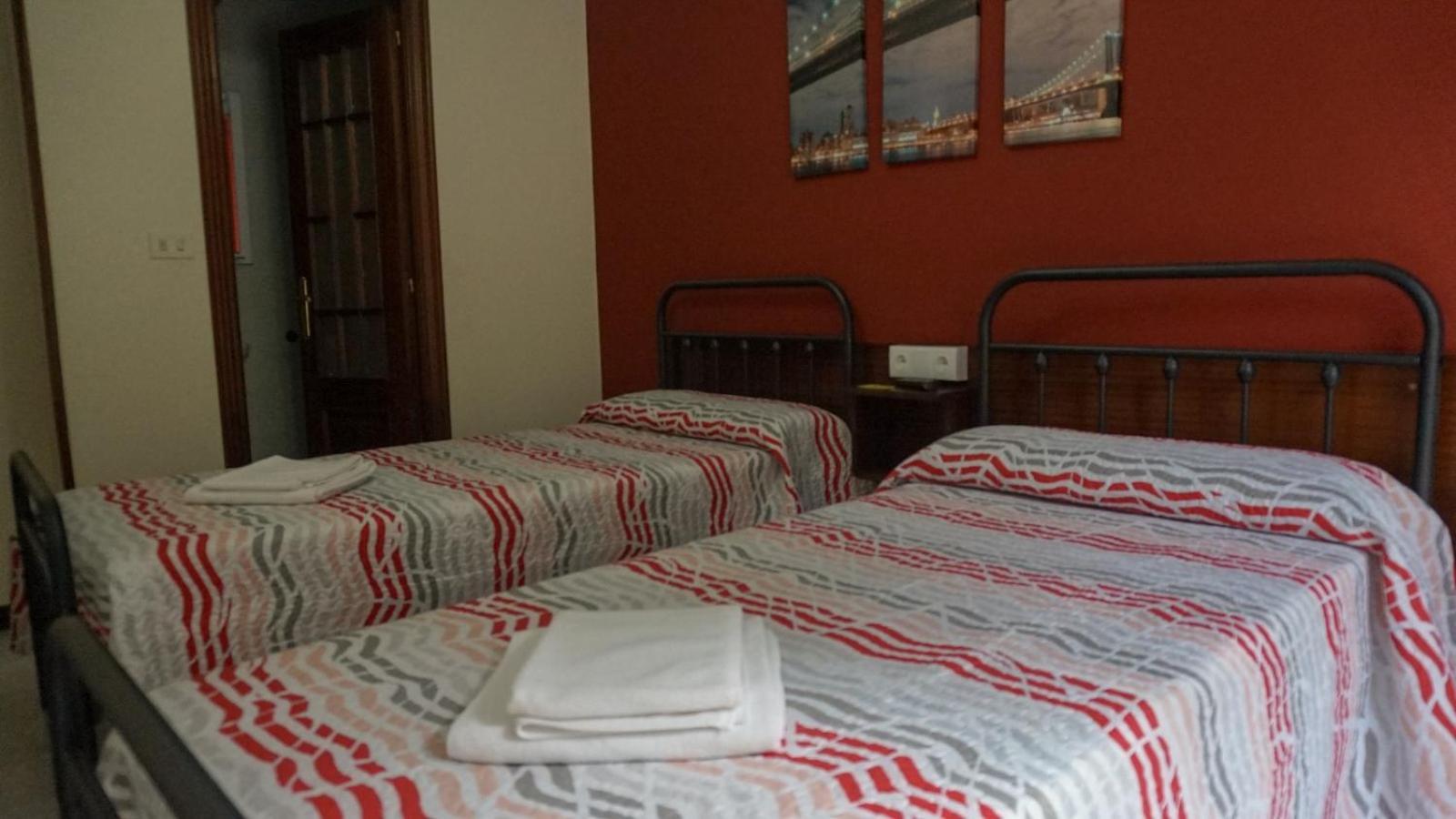Pension Castro Parrillada Samos Luaran gambar